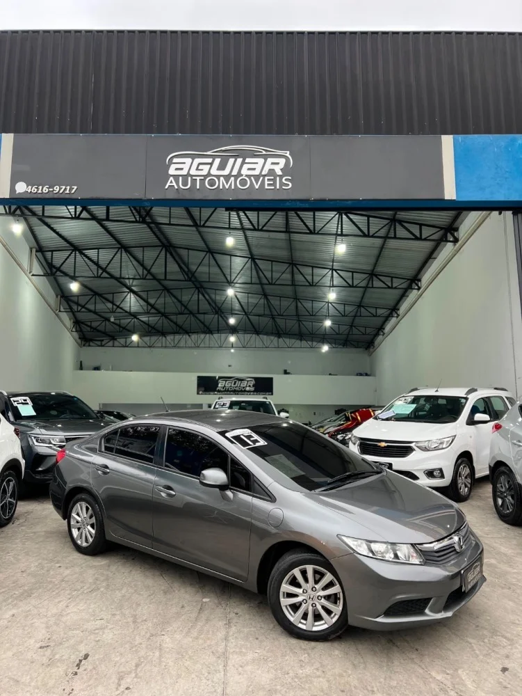 Honda Civic Sedan LXS 1.8/1.8 Flex 16V Mec. 4p